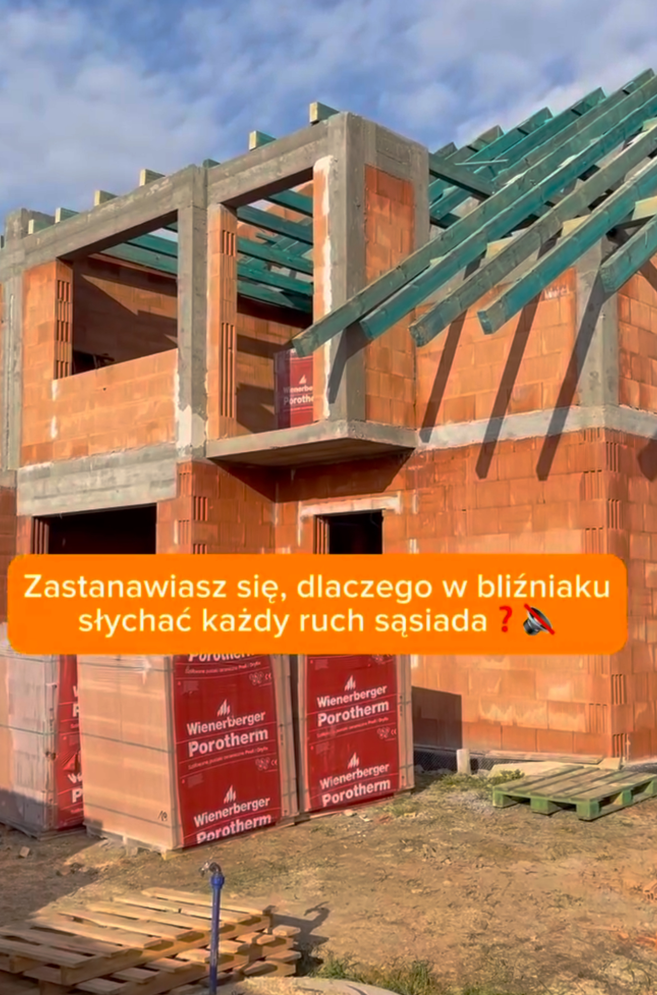 Dlaczego wyciszenie nie działa? Najczęstsze błędy przy wygłuszeniu ściany 1 Wyciszenie