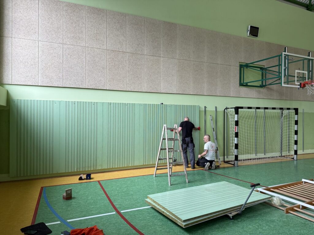 Jak poprawić akustykę w hali sportowej? 5 skutecznych sposobów 1 panele akustyczne 1